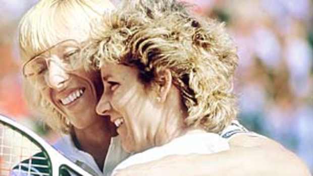 130513224314-martina-navratilova-chris-evert-single-image-cut.jpg